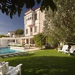 فندق Peremere ألاتشاتي