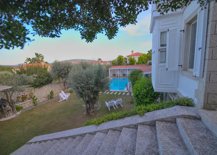 Hotel Peremere 3*