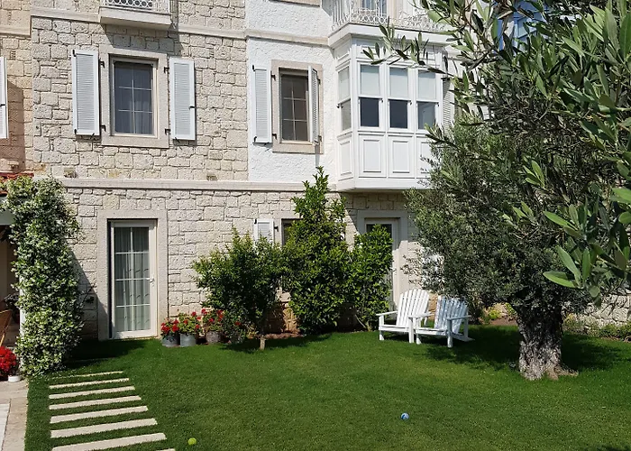 Peremere Hotel 3*