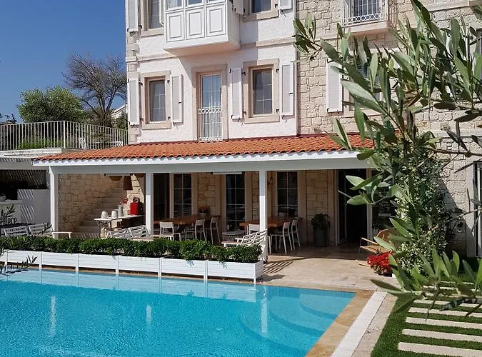 Peremere Hotel 3*
