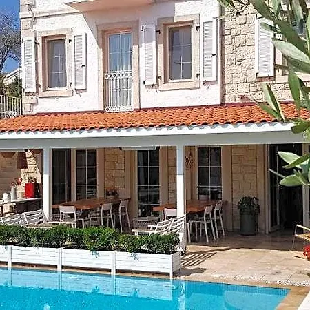 Peremere Hotel